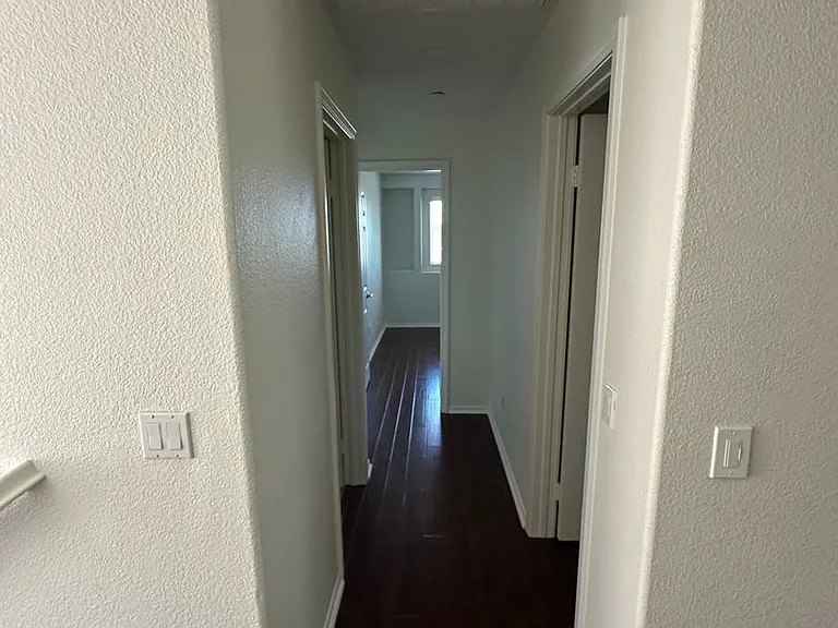 820 Silver Dr — Photo 49