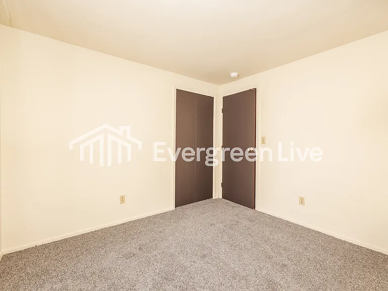 5722 Troy Villa Blvd — Photo 12