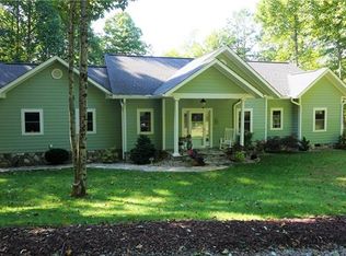 978 Brandywine Rd, Waynesville, NC 28786