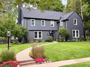 2116 Harlem Blvd, Rockford, IL 61103