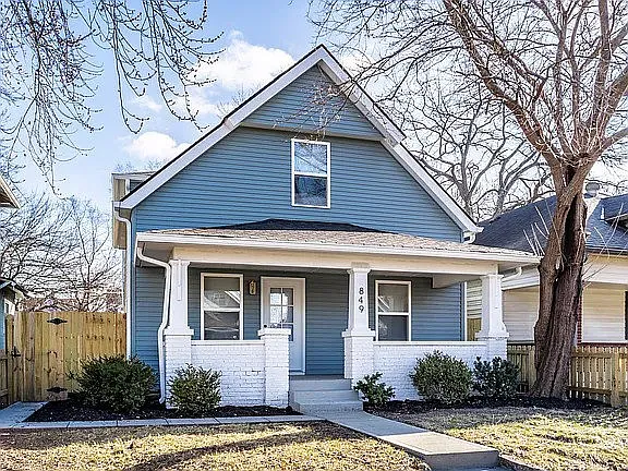 849 N Oakland Ave — Photo 2