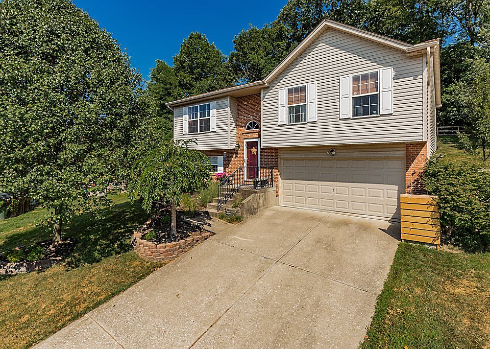 1st image of 7 N Bellewood Ct