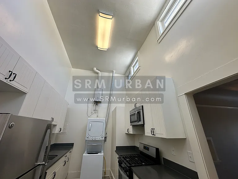 4709 34th St #9 — Photo 6