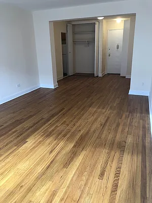 Rented by Kew Forest Realty Inc | media 1