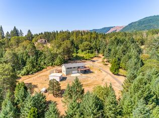 624 Becker Rd, Roseburg, OR 97471