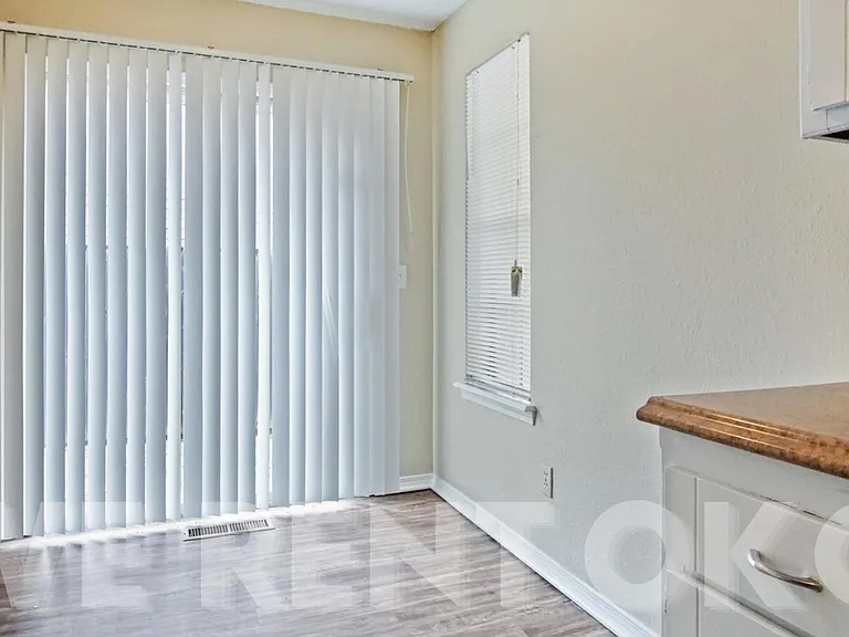 6415 N Peniel Ave — Photo 16