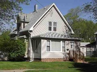 704 N Monroe Ave, Mason City, IA 50401