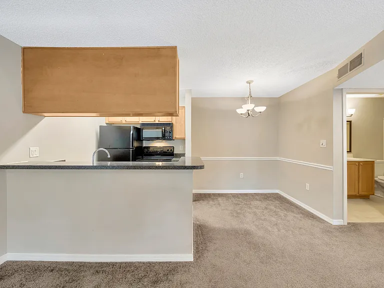 308 Lake Parsons Grn — Photo 5