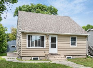 2026 Dyke Ave, Grand Forks, ND 58203