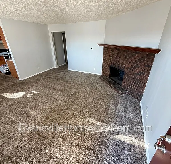 1115 W Virginia St #D — Photo 2