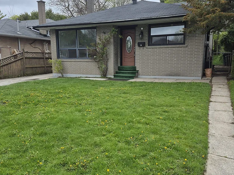 16 Sundance Cres — Photo 25