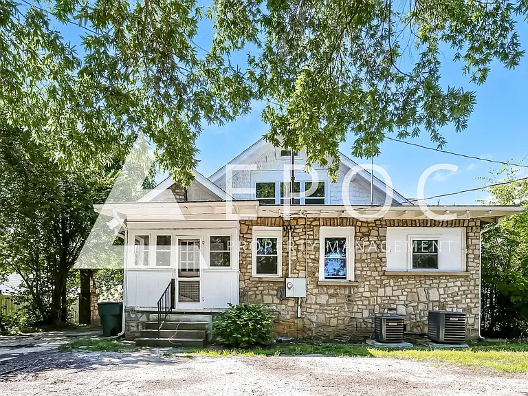 731 S Broad St — Photo 14