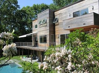 109 Wildwood Rd, Sag Harbor, NY 11963
