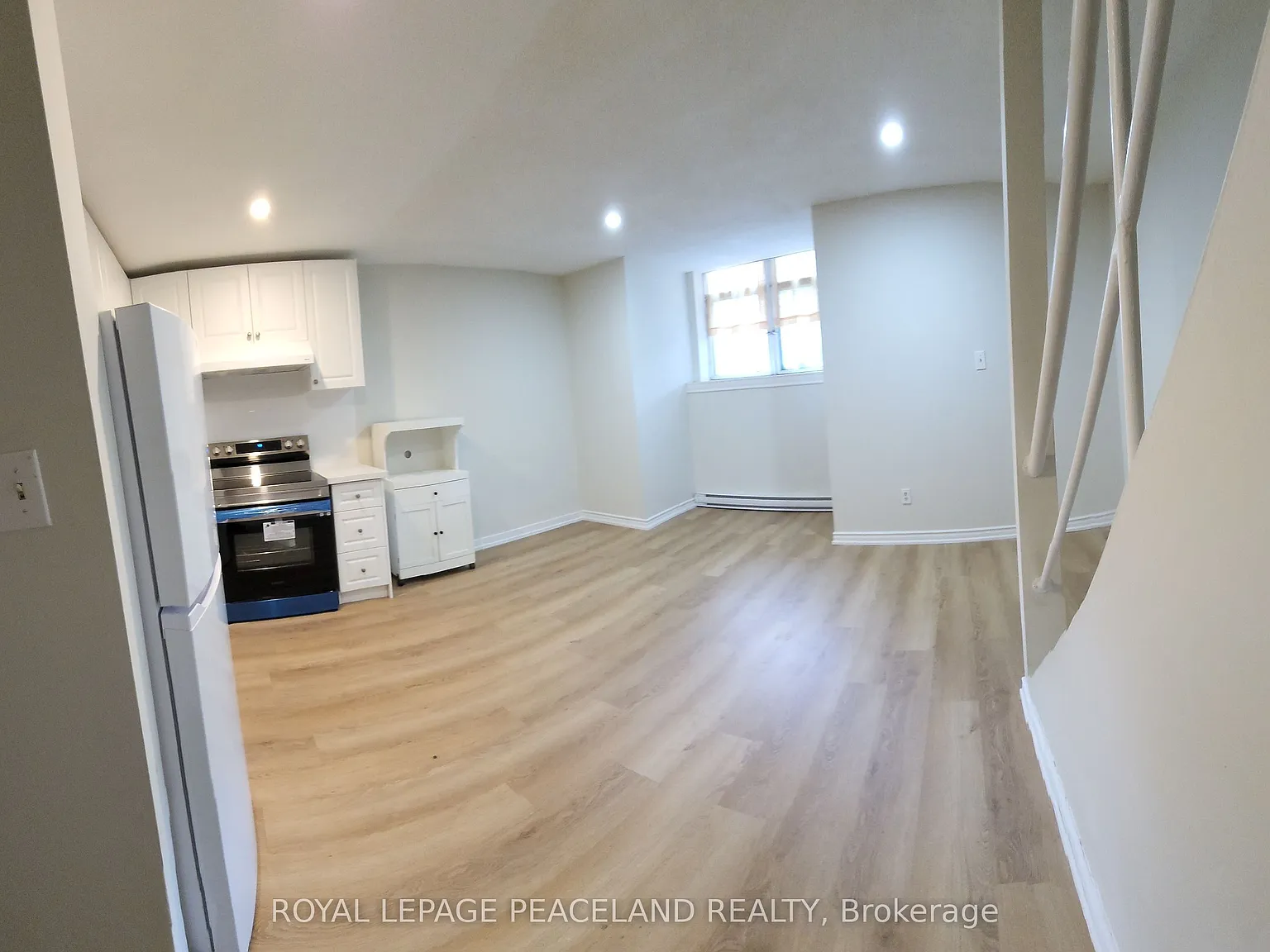 3 bed, $3,300 — Photo 2