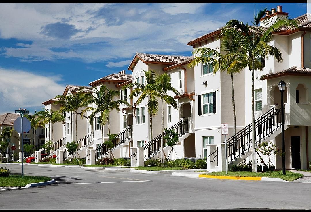 9880 Altis Cir E 0 Hialeah Gardens Fl 33018 Zillow 9880 Altis Cir E 0 Hialeah Gardens Fl 33018 Zillow