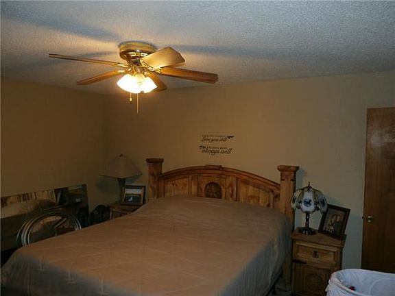 5th image of 1113 Hidden Hills Dr