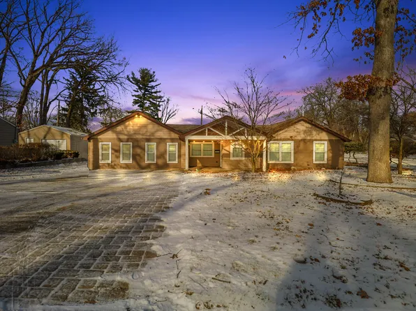 252 Northview Dr, Valparaiso, IN 46383