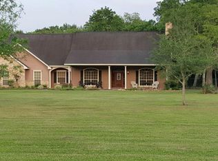 334 County Road 735, Angleton, TX 77515