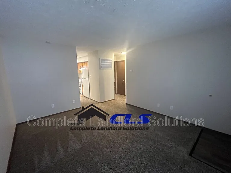 4258 S Kian St — Photo 2