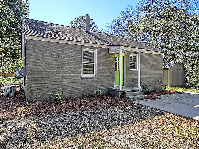 1724 Pearlott St — Photo 22
