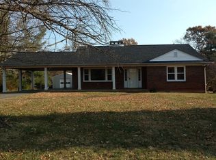 6202 Boonsboro Rd, Lynchburg, VA 24503