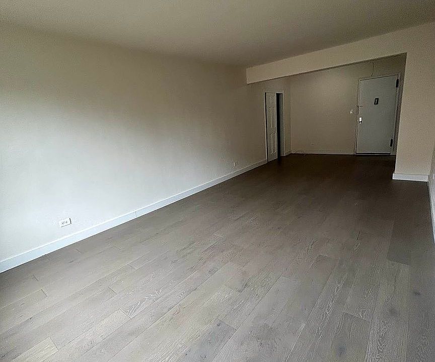 1st image of 40-22 79th St #309