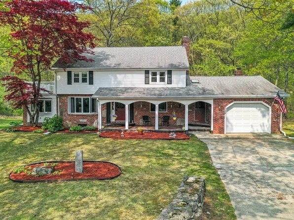 125 Lower Gore Rd, Webster, MA 01570