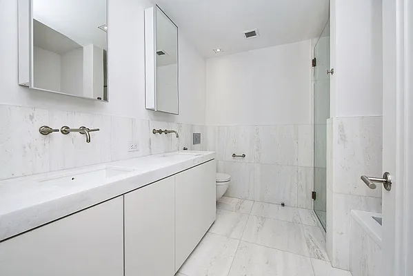 Rented by Compass | media 51