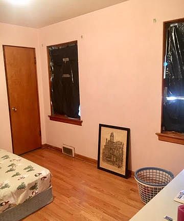 3rd image of 4731 N Nagle Ave