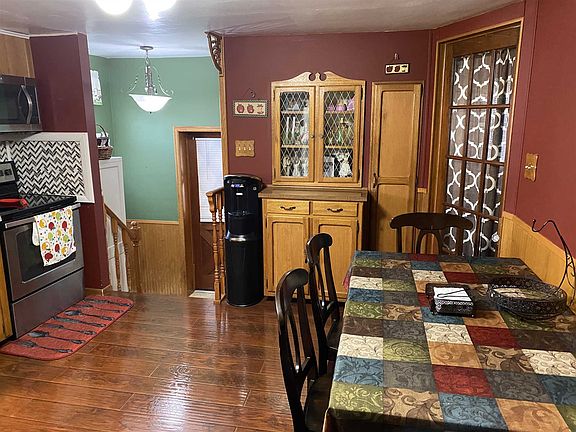 3rd image of 57814 S 8th St