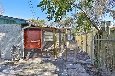 7250 Cedar Point Dr — Photo 4