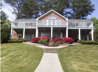 100 Kilcoole St, Muscle Shoals, AL 35661