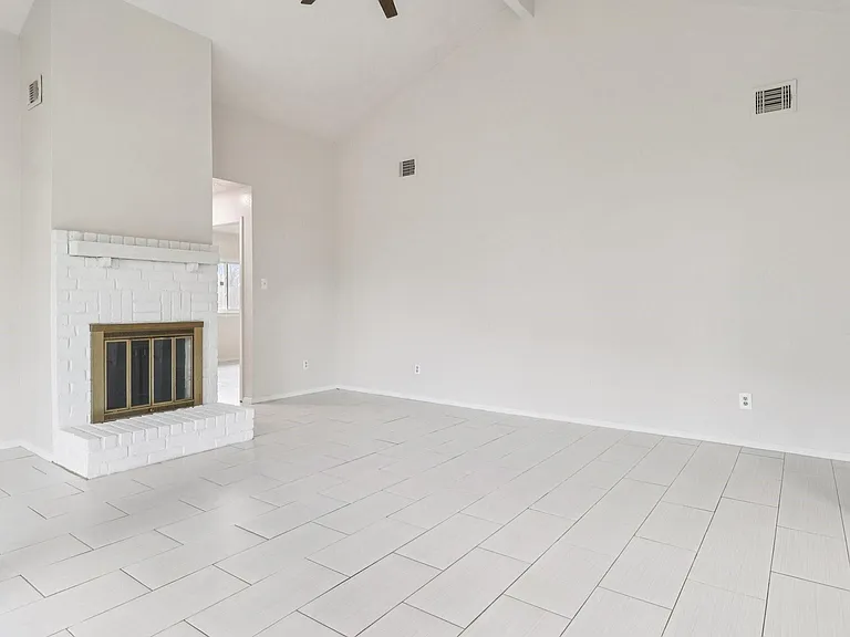 14067 Towne Way Dr — Photo 8