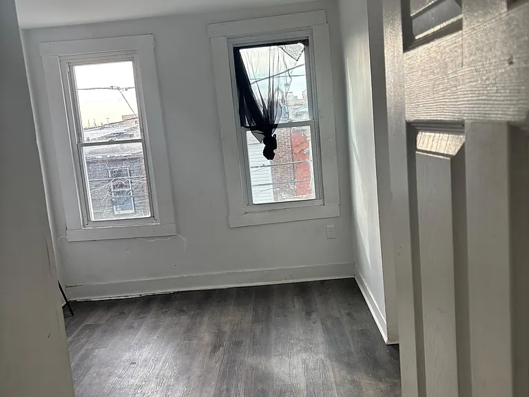1673 Cliftview Ave #1 — Photo 6