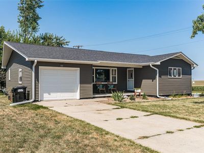 111 6th Ave, Keystone, IA, 52249