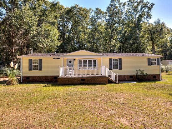 1903 Princess Pond Rd, Summerton, SC 29148