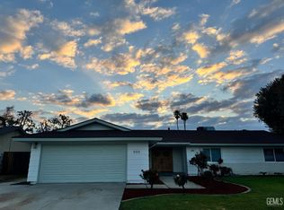 500 Friant Ct, Bakersfield, CA 93309