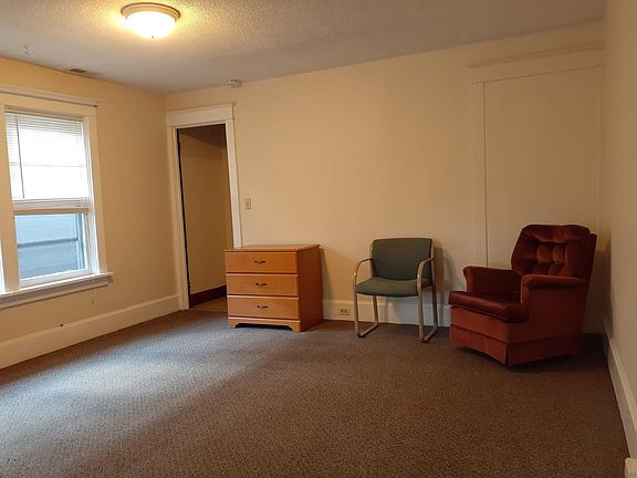 2nd floor living room