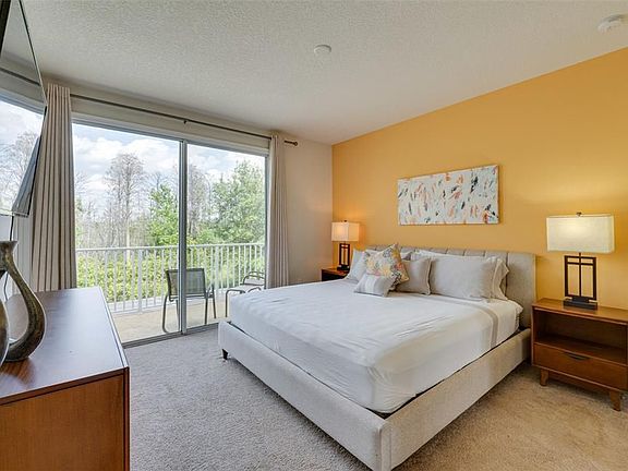4th image of 1522 Retreat Cir