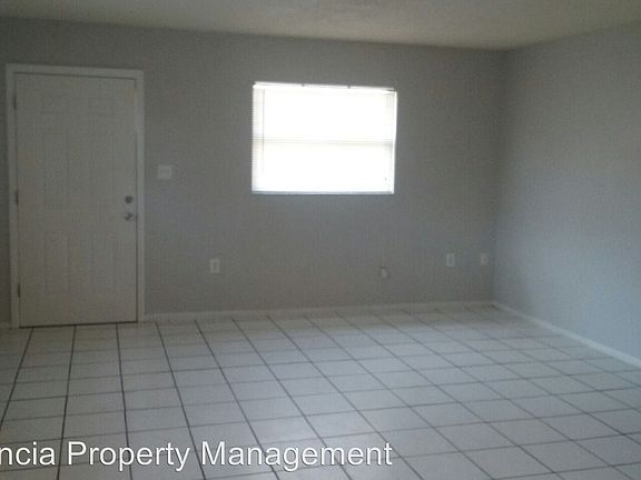 3rd image of 5719 Silver Spur Dr
