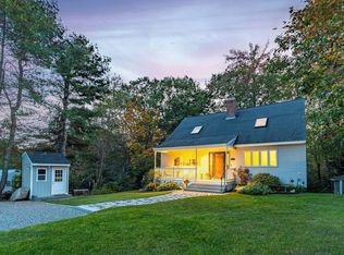 13 Iriquois Dr, Ashburnham, MA 01430