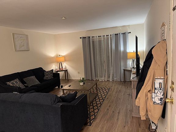 2nd image of 4 Oyster Bay Rd APT C