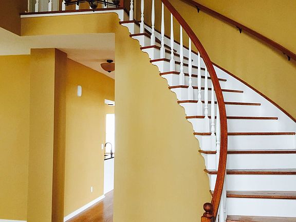 4th image of 20 S Mission Hills Cir