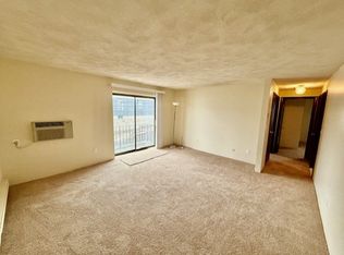 99 Willow St #6, Chelsea, MA 02150