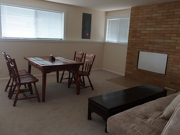 5th image of 9909 Arrowsmith Ave S