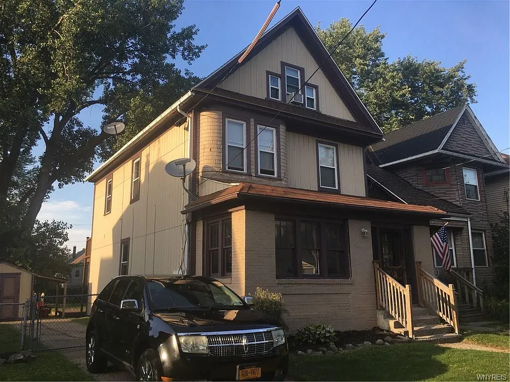 68 Aldrich Pl photo 1