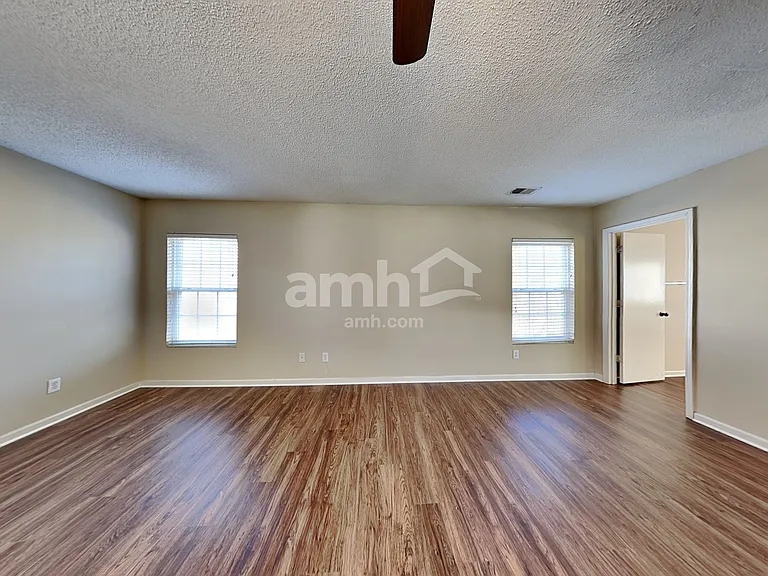 6005 Ricker Rd — Photo 13