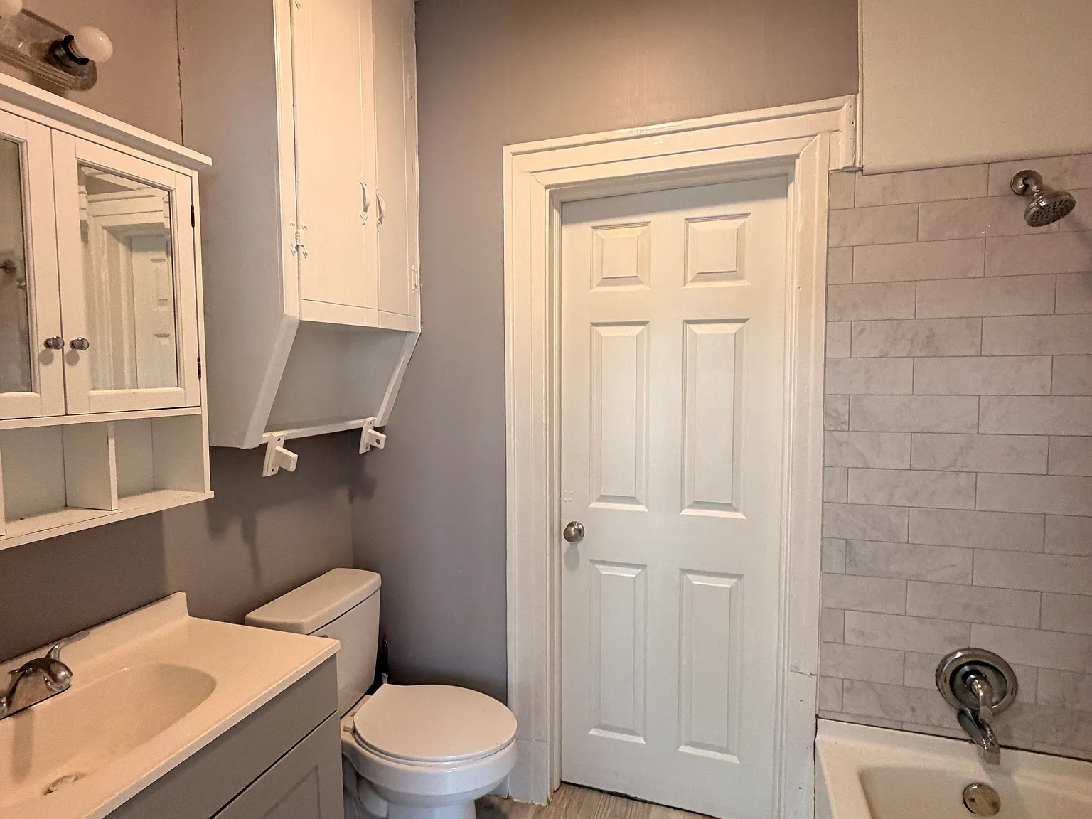 2 bed, 1020 sqft, $1,600 — Photo 4