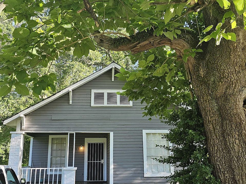 2nd image of 3309 Wesley Ave SW