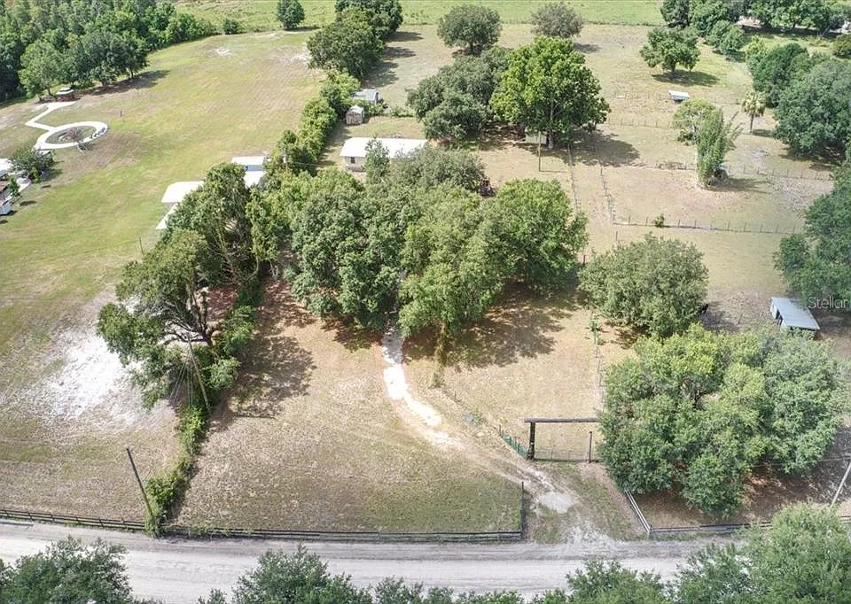 33608 Mandrake Rd